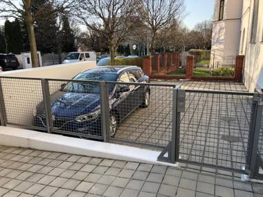 Black Field Apartment