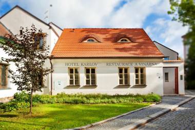 Bellevue hotel Karlov