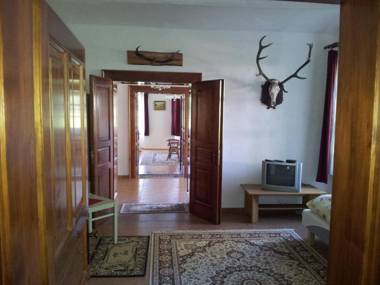 Hotel Castle Mlýn Maděrovka