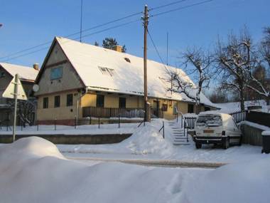 Authentic holiday home with garden and Wi-Fi in interesting area near Trutnov