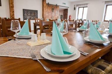 Čičina Tvrdonice penzion restaurace vinný sklep