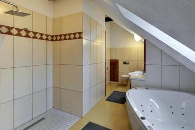 Zamecka Fortovna Obora - Forester House