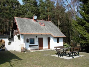 Cosy small holiday home at the edge of the forest with a magnificent view
