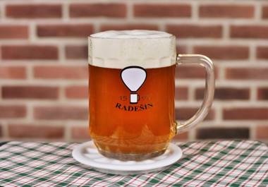 Balónový hotel a pivovar Radešín