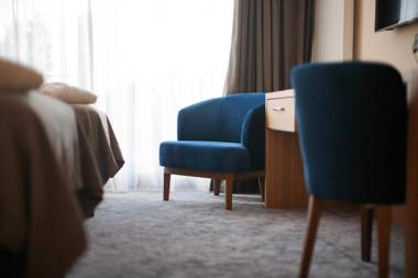 AZZA Hotel & Restaurant