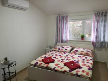 Restaurace - penzion Bavorský dvůr