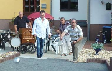 An der Uferpromenade