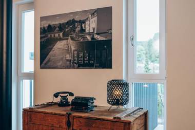 Weekly Boardinghouse