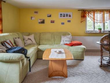 Charming Apartment in Braunichswalde near Forest