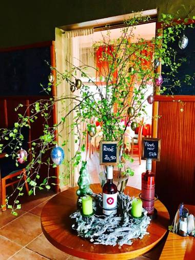 Gasthaus & Pension "ZU DEN LINDEN" Radebeul