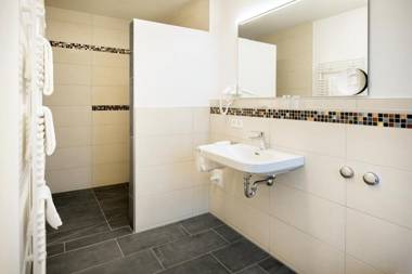 Gasthof Linde - Hotel Blum