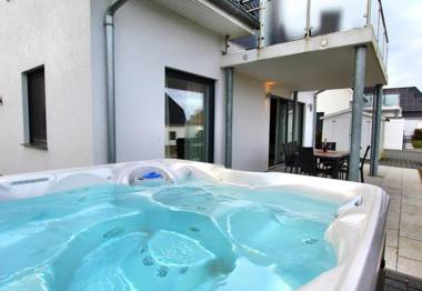 VILLA BIANCA am See