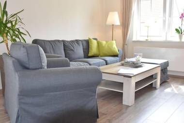 Ferienhaus-Teichrose