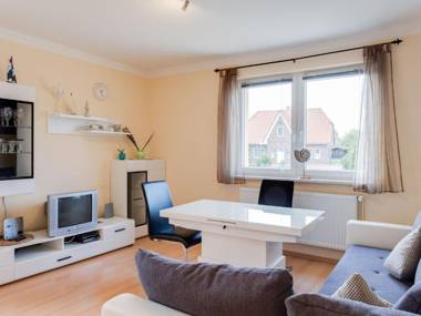 Restful Holiday Home in Kalkhorst near Beach City Centre