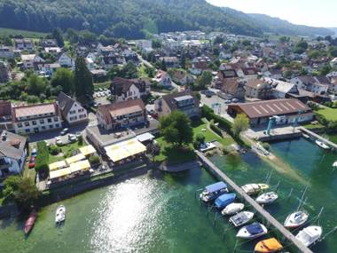 Hotel Pension Café Hasler