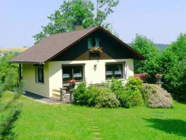 Attractive Holiday home in Waltershausen with Fireplace