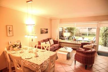 Haushälfte Stranddiestel