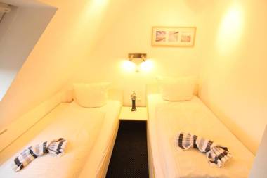 Haushälfte Stranddiestel