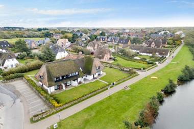 Abendrot am Dorfteich