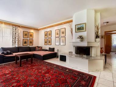 Bright Apartment in Schönau am Königsee with Barbecue