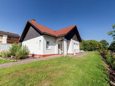 Detached house in a quiet location with garden and terrace