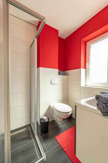 Villa Mia/2 Raum-Wohnung Nr. 5 mit kleinem Balkon 1. OG.