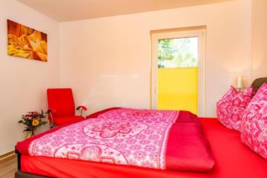 Villa Mia 2 Raum Wohnung Nr. 6 mit Balkon 1. OG.