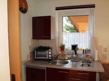 Sunlit Apartment with Garden in Satow