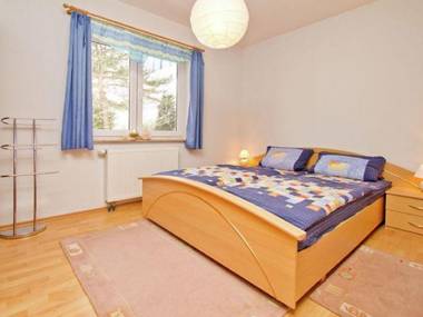 Cheerful Apartment in Wilhelmshof Usedom near Baltic Sea