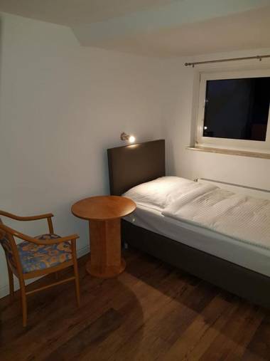 Hotel Krone UG