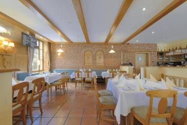 Golden Tulip Luebecker Hof