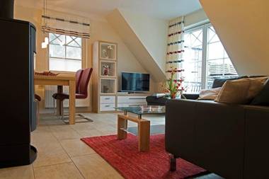 Les Belles Haus Bastien FW Excellent Whg 10