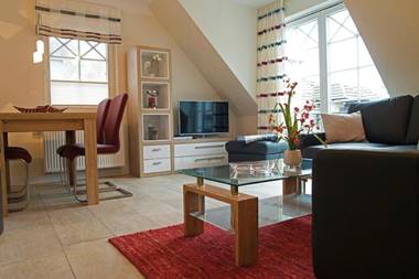 Les Belles Haus Bastien FW Excellent Whg 10