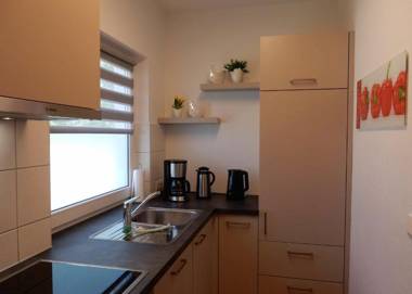 Hinter den Dünen D82