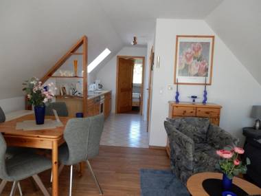 Hinter den Dünen D83