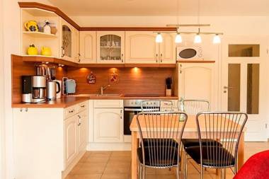 Villa Sola Bona FW 2