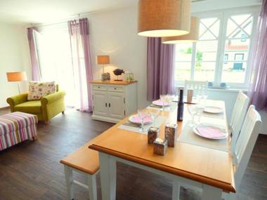 Lindenstrasse Haus Sonnenrose