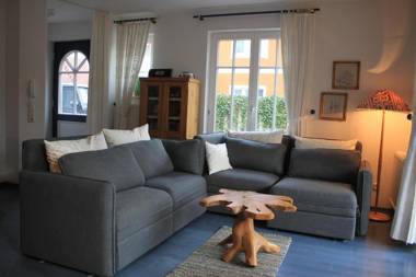 Alte Reihe 9 Wohnung 1