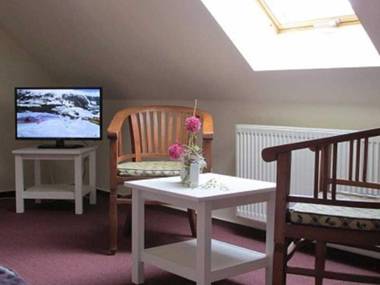 Darsser Weg 34 a _Haus Lummennest_