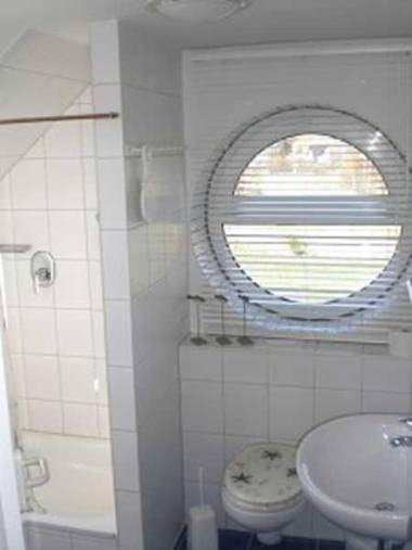 Darsser Weg 34 a_Strandgefluester_