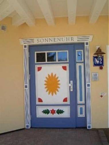 Fritz_Reuter_Str_Sonnenuhr_Wg_5