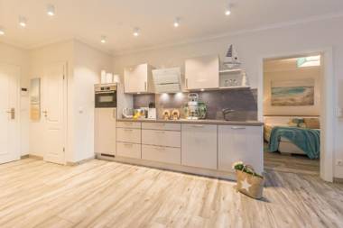 Victoria Luna _Am Meer_ Whg_5