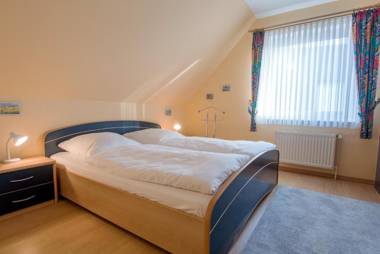 Zur Hanse Wohnung 2 4