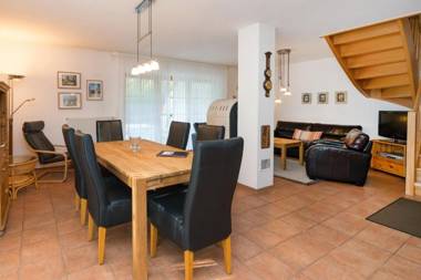 Ferienpark Freesenbruch Doppelhaushälfte 9 - Waldblick