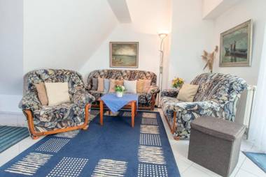 Appartementhaus Boddenblick "Himmelkieker"