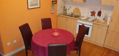 Rotspon A im gotischen Vinhus