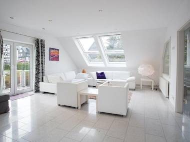 Spacious apartment with sauna and two balconies in Winterberg