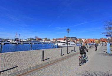 Ferienwohnungen Waren Mueritz SEE 9770
