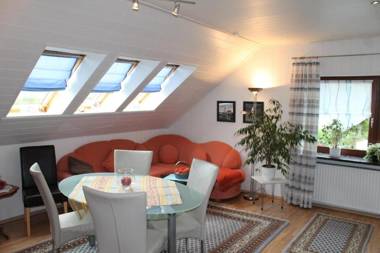 Komfort-Ferienwohnung-BURCK-97-qm-3-Schlafzimmer-2-WC