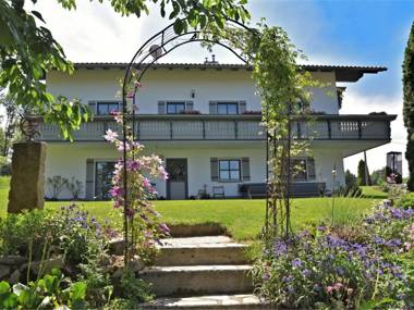 Beautiful ground floor flat with private terrace in the Bavarian Forest